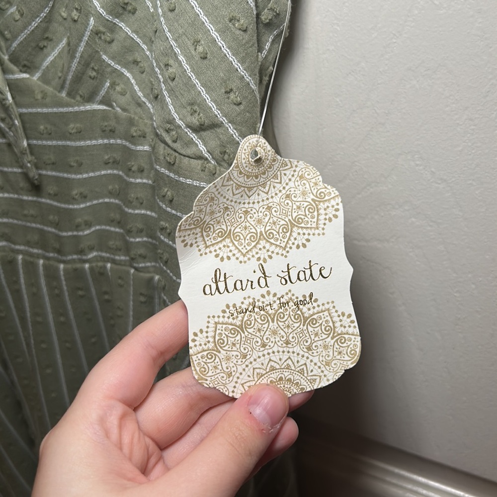 Green Textured Altar’d State Dress - Picture 4 of 7